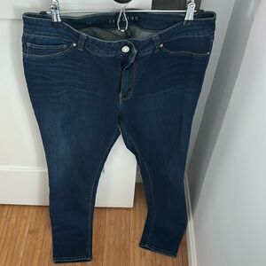 Dark wash jeggings